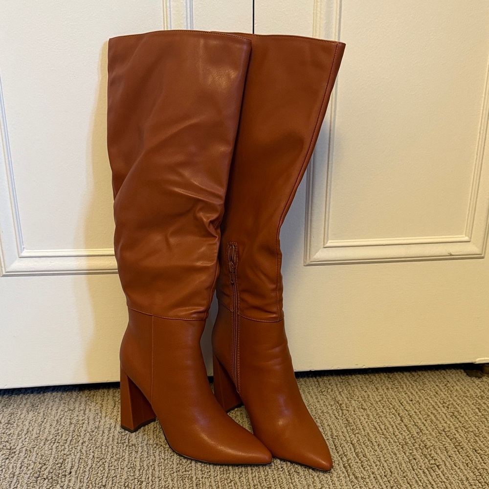 Elegant Brown Heeled Boots